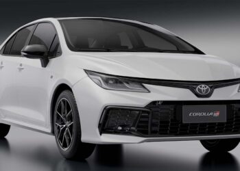 Toyota lanza el nuevo Corolla GR-Sport y anuncia novedades para el resto de la gama