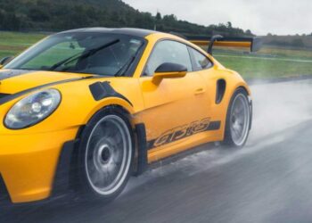 Porsche y Michelin presentan sus nuevos neumáticos especiales para lluvia