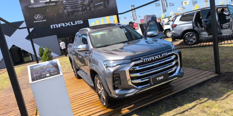 Maxus debutó en Argentina con sus pick-ups T60 y T90