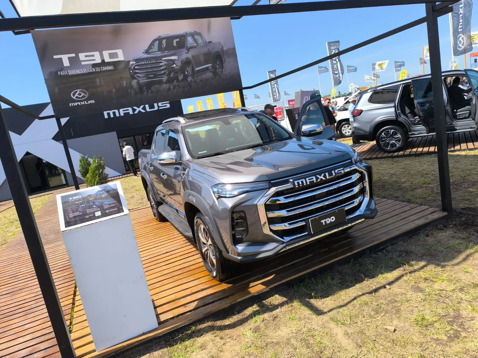 Maxus debutó en Argentina con sus pick-ups T60 y T90