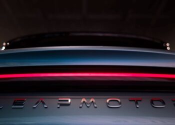 Leapmotor oficializa la llegada del B10 a Sudamérica: será su segundo SUV en la región