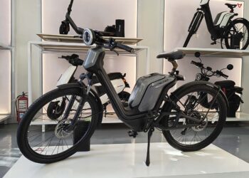 Nuuv Aero EUB-01 Sport, el vehículo eléctrico que te cambiará la forma de ver las bicicletas