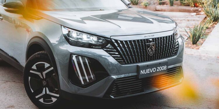 Logro por partida doble para el Nuevo Peugeot 2008 de producción nacional