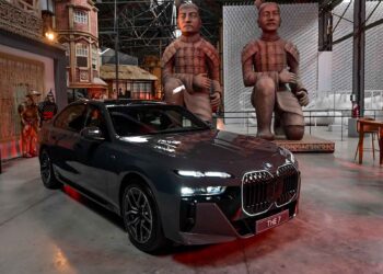 BMW lanza en Argentina el nuevo Serie 7 ¿qué ofrece el lujoso sedán?