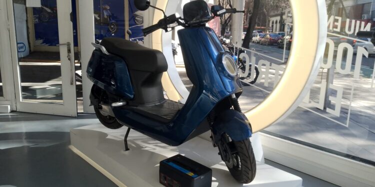 Nuuv NQi Sport, el scooter eléctrico que cambiará tu forma de moverte por la ciudad