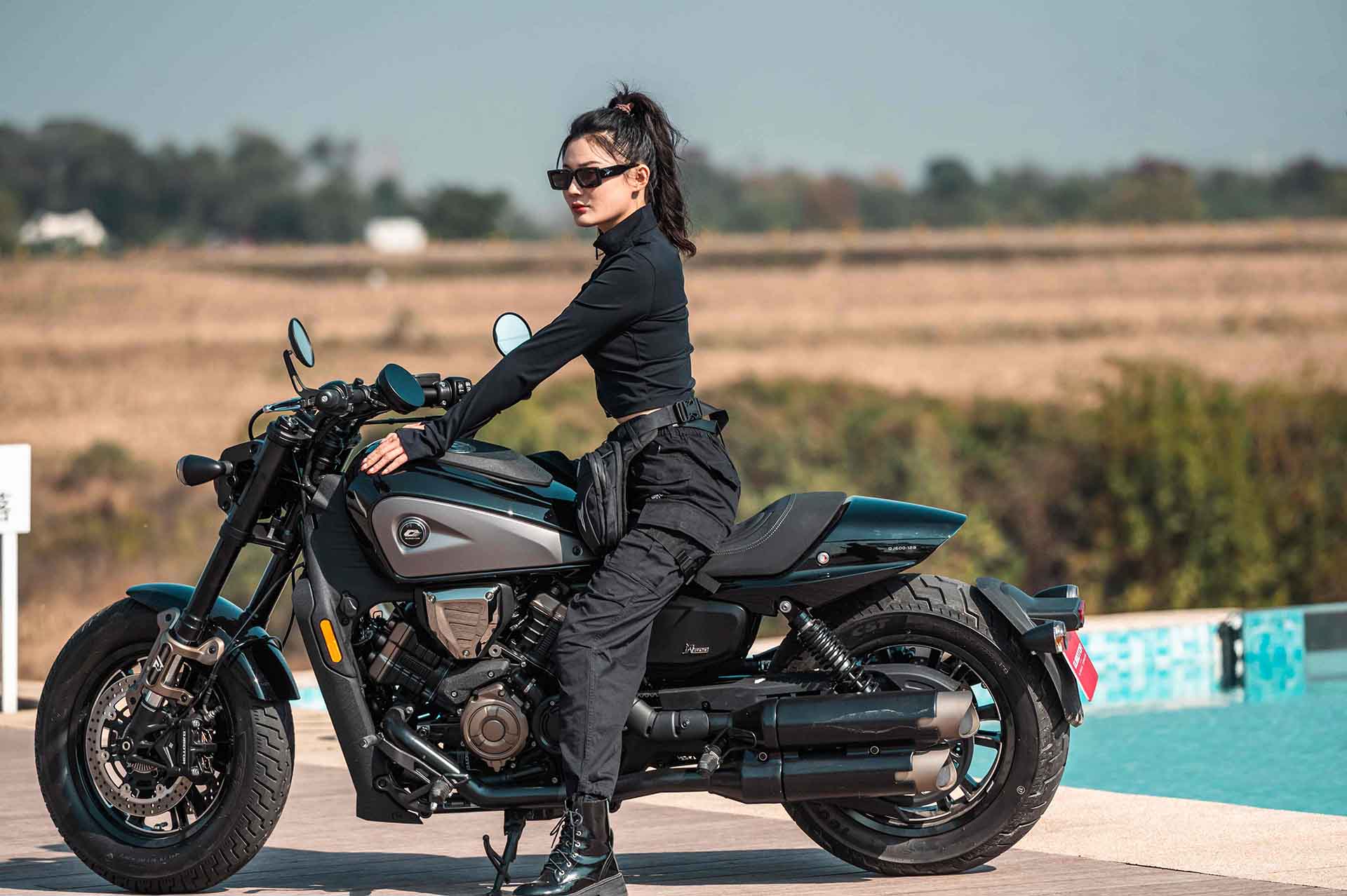 QJMotor SRV 600