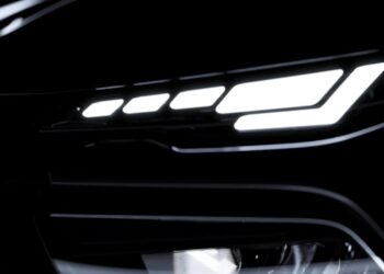 Fiat lanza el primer vistazo oficial de la nueva Toro