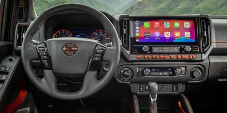 Nissan Frontier 2026: más versiones, motor V6 de 310 CV