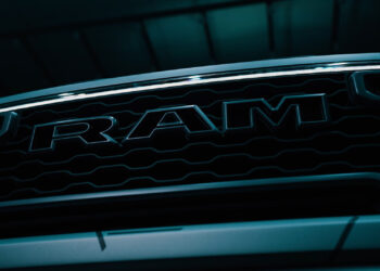 Stellantis lanza el primer vistazo del Proyecto KP2, la pick-up RAM producida en Argentina