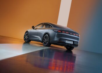 Arcfox desembarca en Argentina con cuatro autos eléctricos