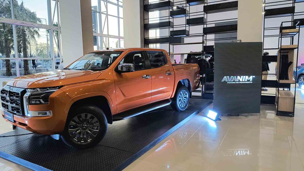 avanim mendoza 2025 mitsubishi l200