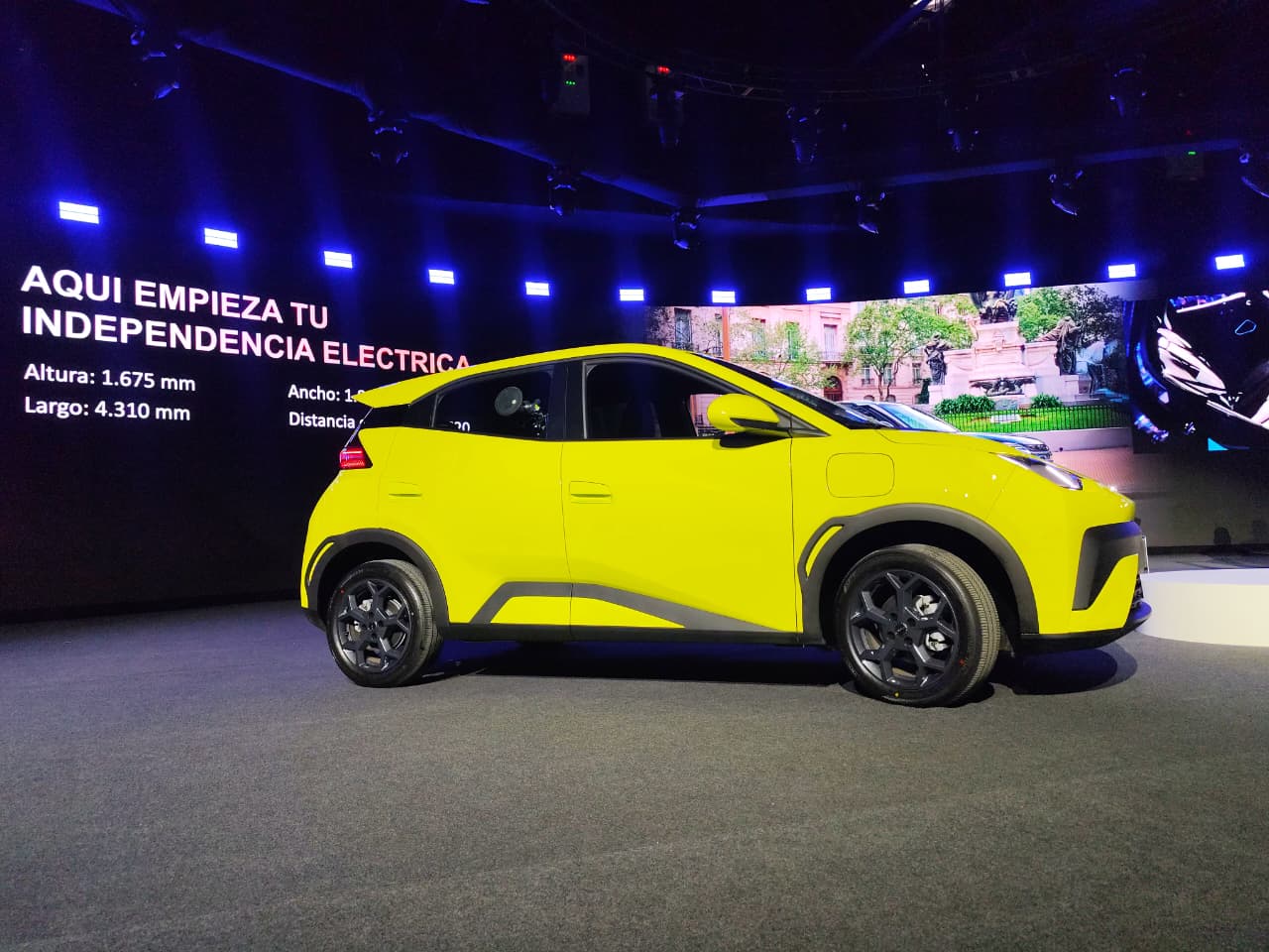 BYD Dolphin Mini