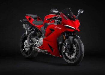 Ducati lanza en Argentina las imponentes Panigale V2 y Streetfighter V2