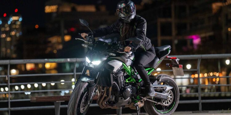 Nueva Z900: la supernaked Kawasaki se lanza en el país con estos detalles y precio