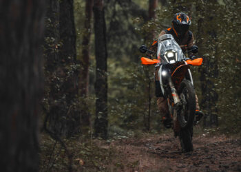 KTM 390 Adventure R (1)