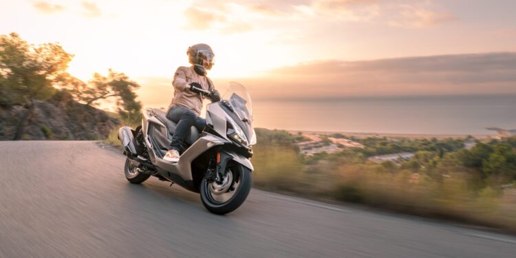 Lanzamiento KYMCO DOWNTOWN GT (2)