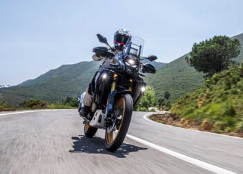 Voge se expande en Cuyo de la mano de Grupo Lorenzo y con rodada para celebrar