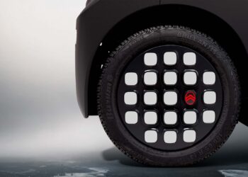 Pequeño e imponente: conocé el Ami Dark Side, la nueva versión del compacto Citroën