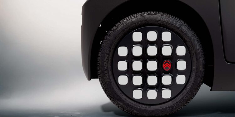 Pequeño e imponente: conocé el Ami Dark Side, la nueva versión del compacto Citroën