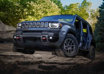Jeep presenta el Recon 2026, el primer modelo con capacidad todoterreno 100% eléctrica