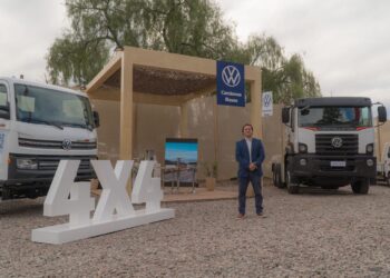 vw camiones y buses mendoza stand