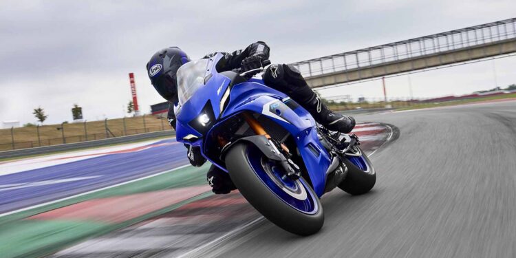 Yamaha R7: así es la supersport que llegó al país