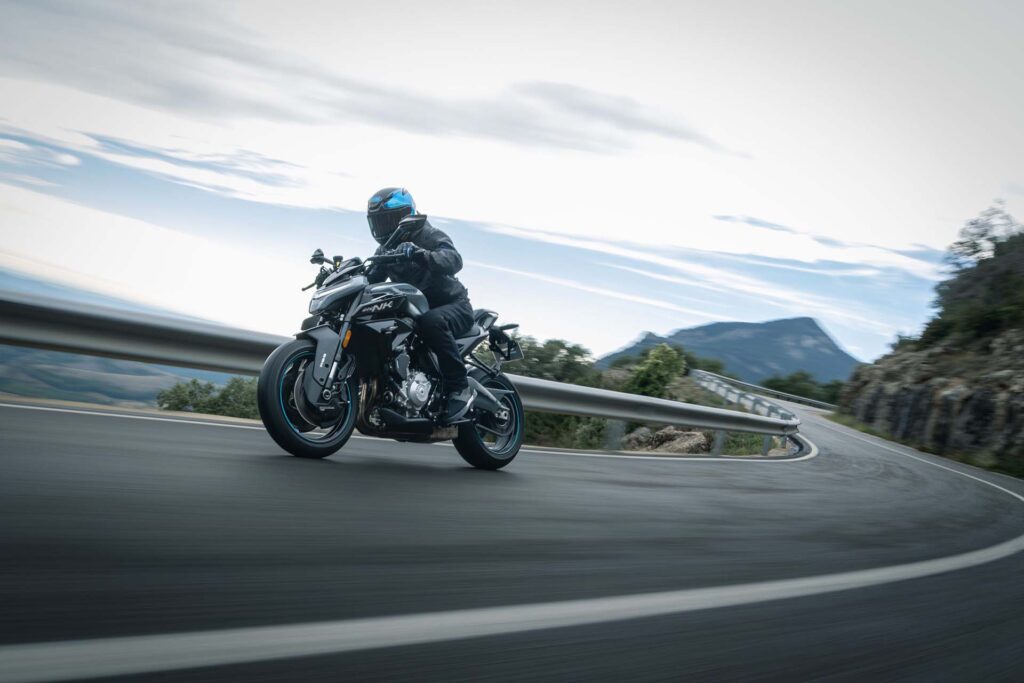 CFMoto 675NK - 675SR-R