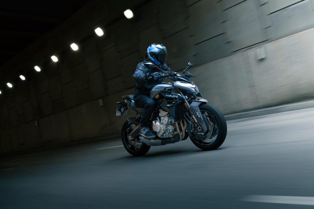 CFMoto 675NK - 675SR-R