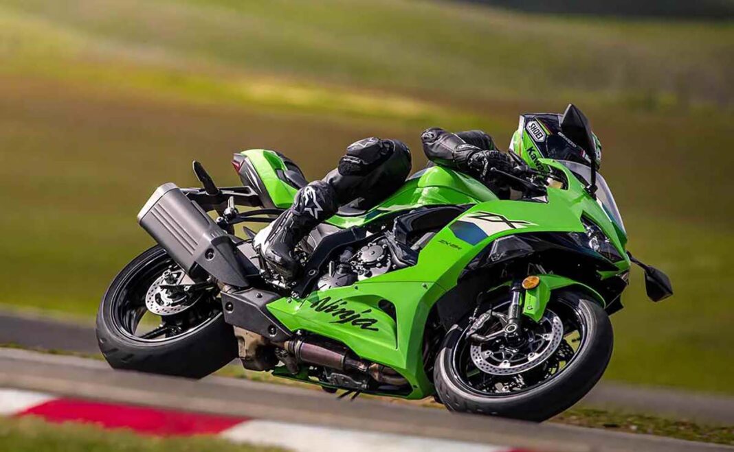 Unleash The Beast A Deep Dive Into The 2012 Kawasaki Ninja Zx 6r Still A Supersport King