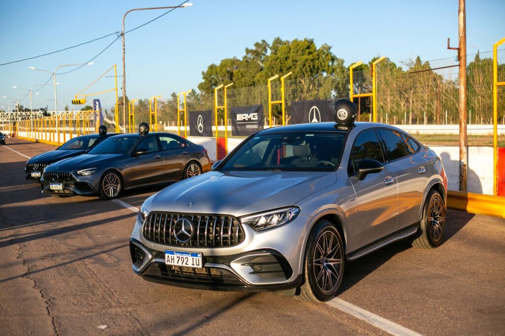 mercedes-benz-yacopini-driving-2026