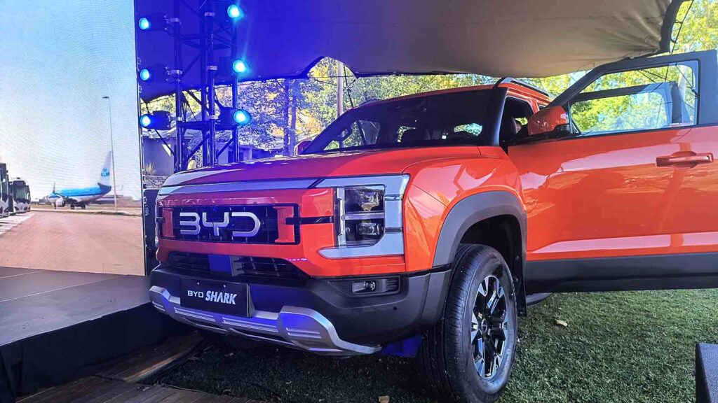 BYD Shark DMO