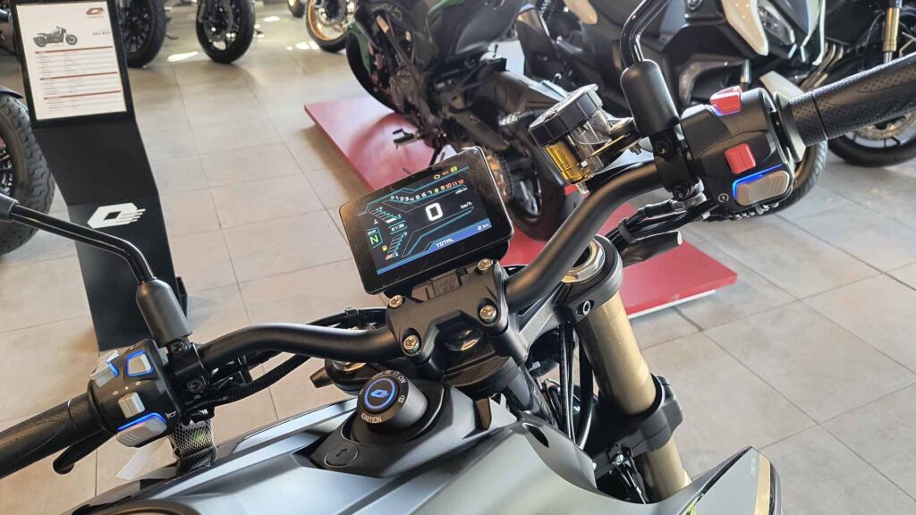 qjmotor srk 600 002