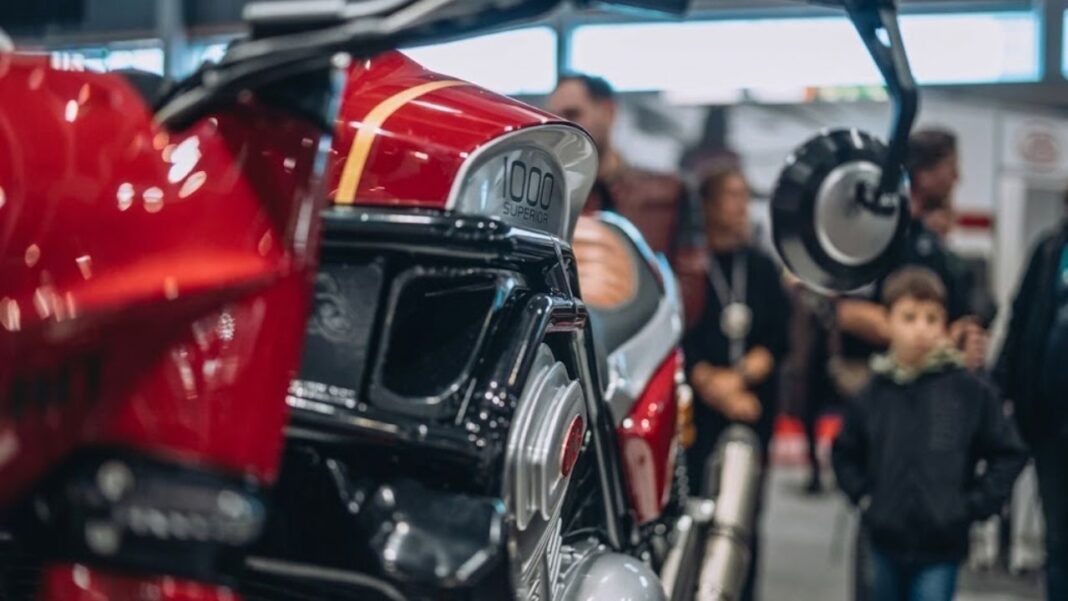 Jawa 1000 Sport Cruiser