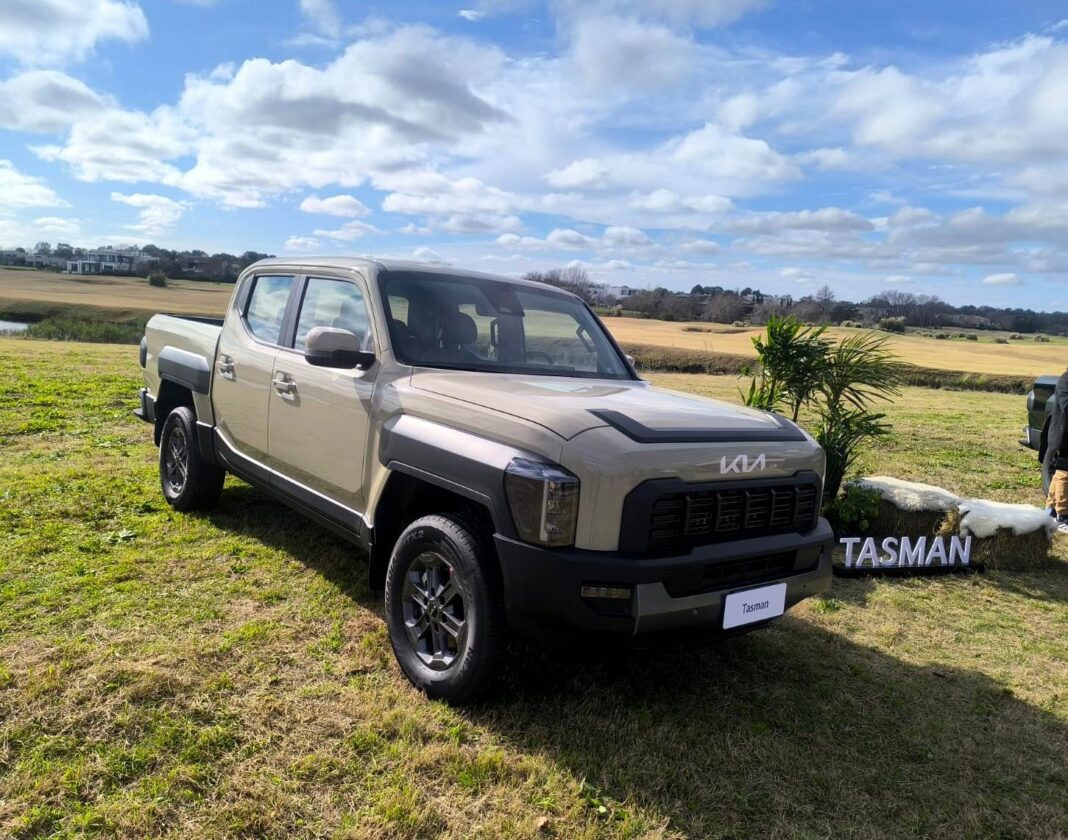 Kia Tasman