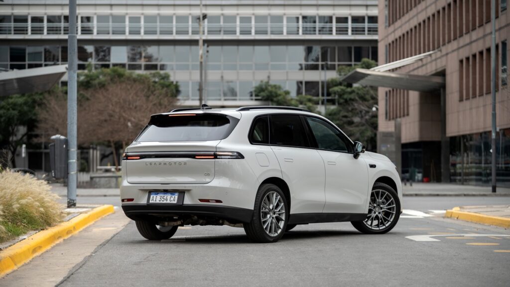 Leapmotor B10 VS Baic BJ 30: Precios frente a frente 2 Leapmotor C10 4