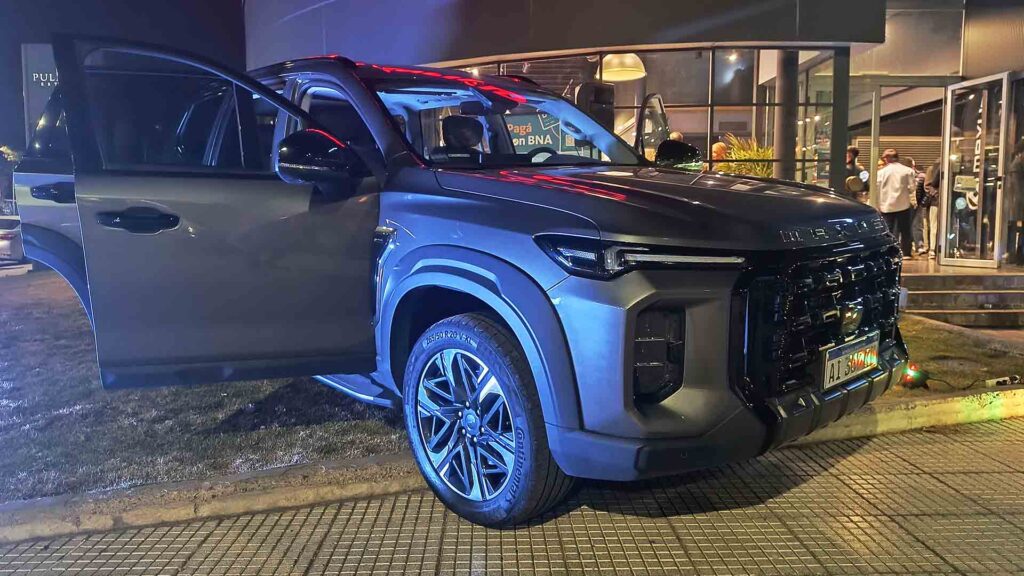 Maxus Cuyo apertura Mendoza 2026 010