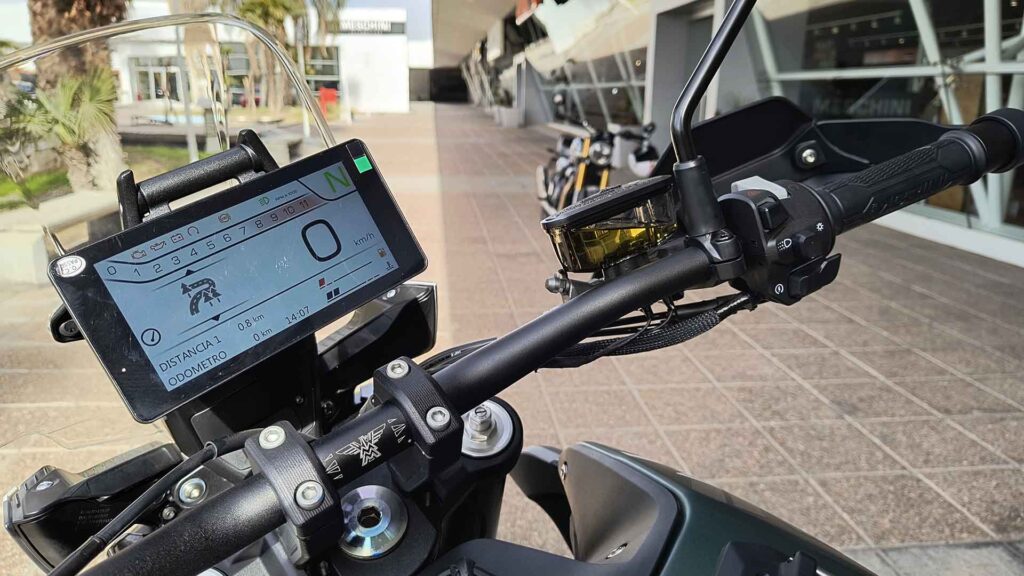 Moto Morini Alltrhike 450 encara la aventura con precio y financiación especial para julio 5 Moto Morini Alltrhike 450 Meschini Mendoza 2026 002