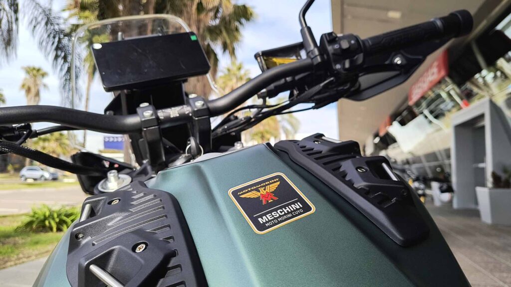 Moto Morini Alltrhike 450 encara la aventura con precio y financiación especial para julio 1 Moto Morini Alltrhike 450 Meschini Mendoza 2026 003