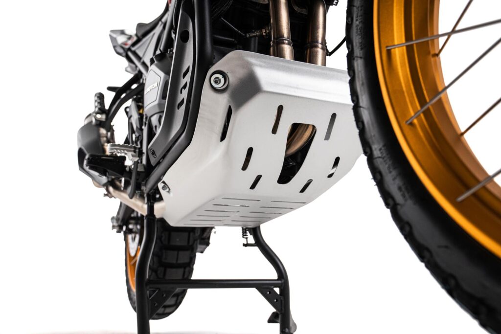 QJ SRT 450RX 004