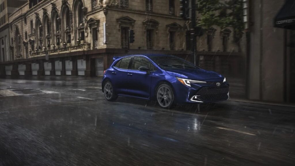 Con grandes mejoras, así queda el nuevo Toyota Corolla 1 Toyota Corolla Hatchback (4)