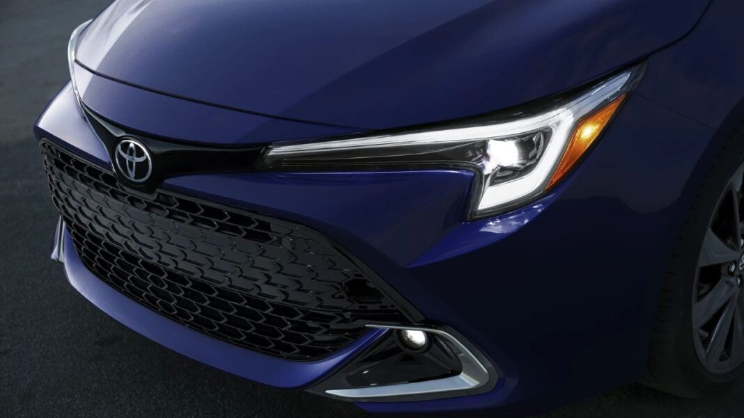 Con grandes mejoras, así queda el nuevo Toyota Corolla Toyota Corolla Hatchback (4)