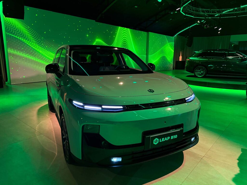 Leapmotor ultra-híbridos: se lanzan y desafían a los chinos de BYD 2 Leapmotor B10