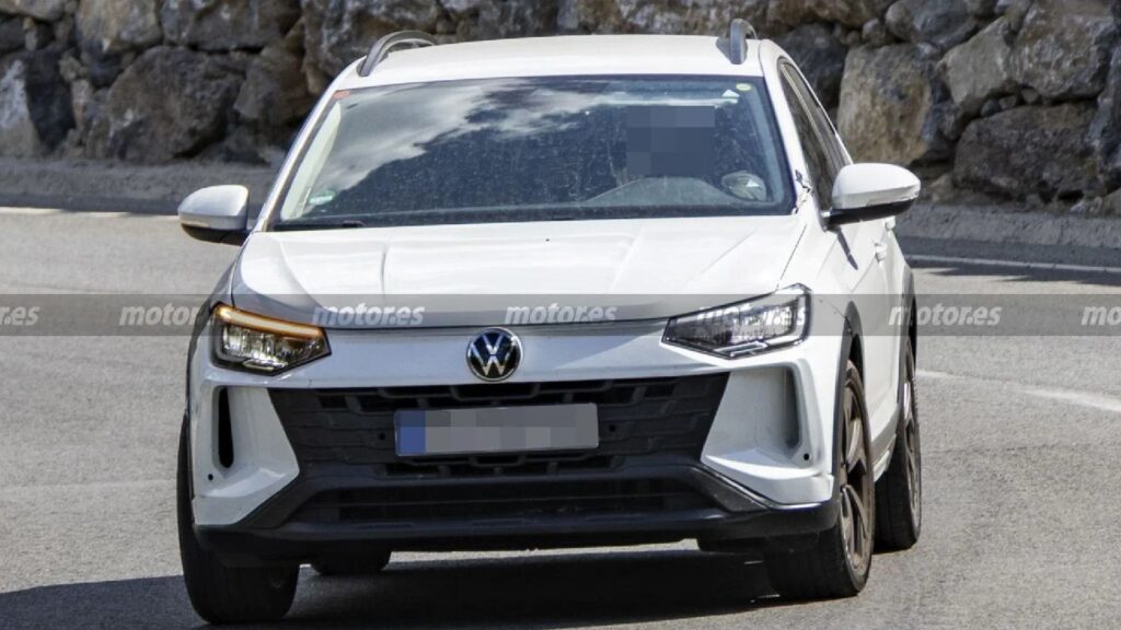 Fotos espías adelantan cómo será el nuevo Volkswagen Nivus ¿cuándo se lanza? 3 volkswagen-nivus (1)