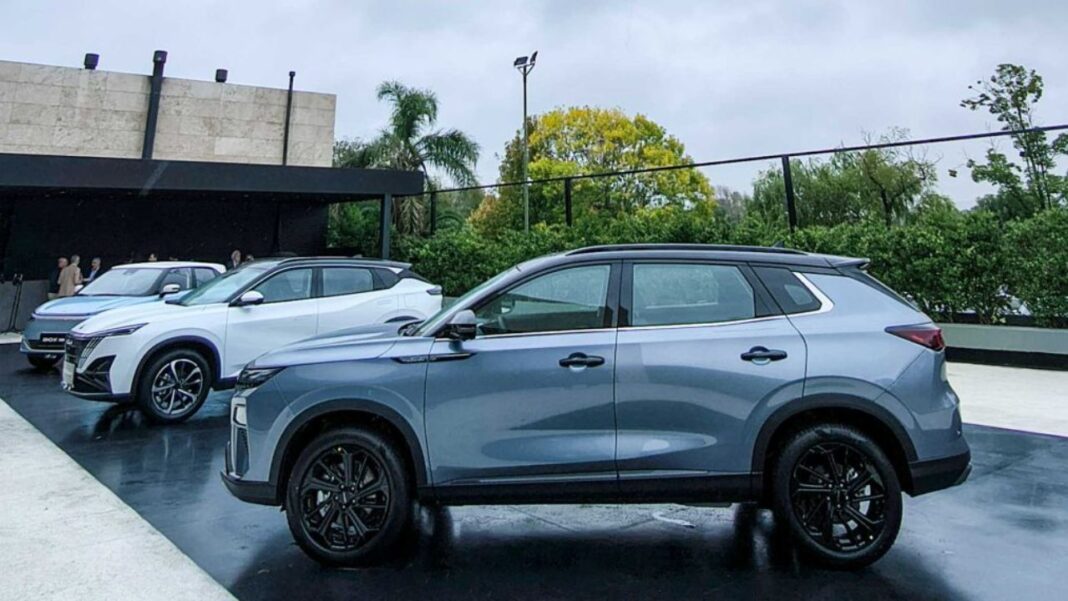 Tres autos chinos bajaron sus precios en Argentina