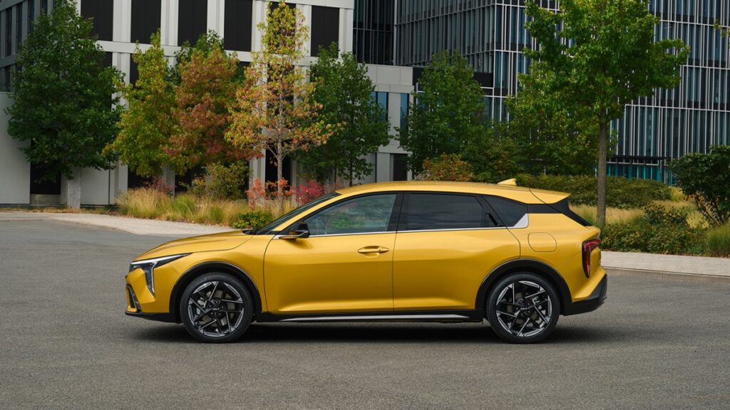 Lanzamiento Kia K4 Hatchback Turbo GT-Line 2 Kia K4 Hatch 4