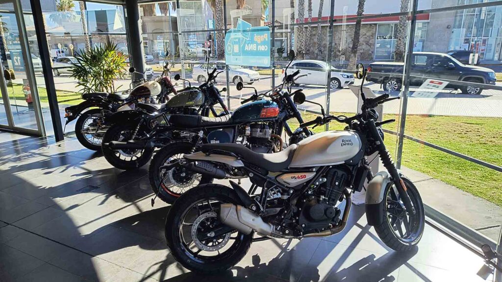 viñas motors Royal Enfield