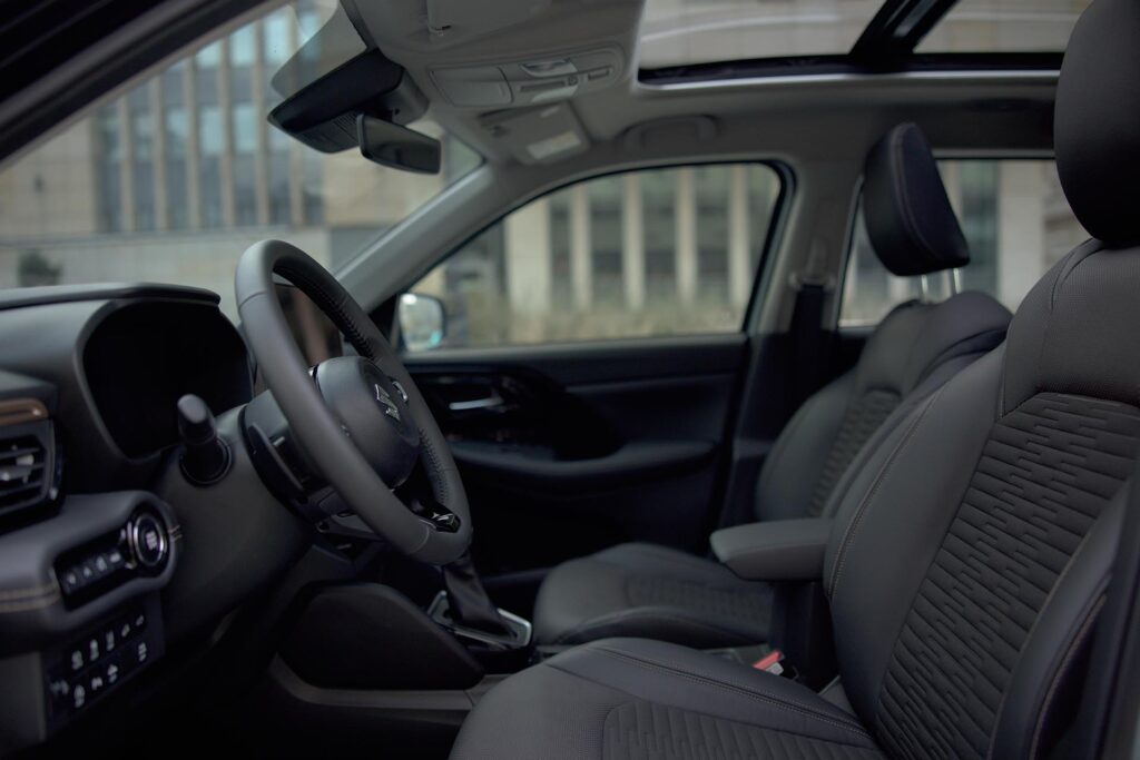 suzuki across hybrid 005