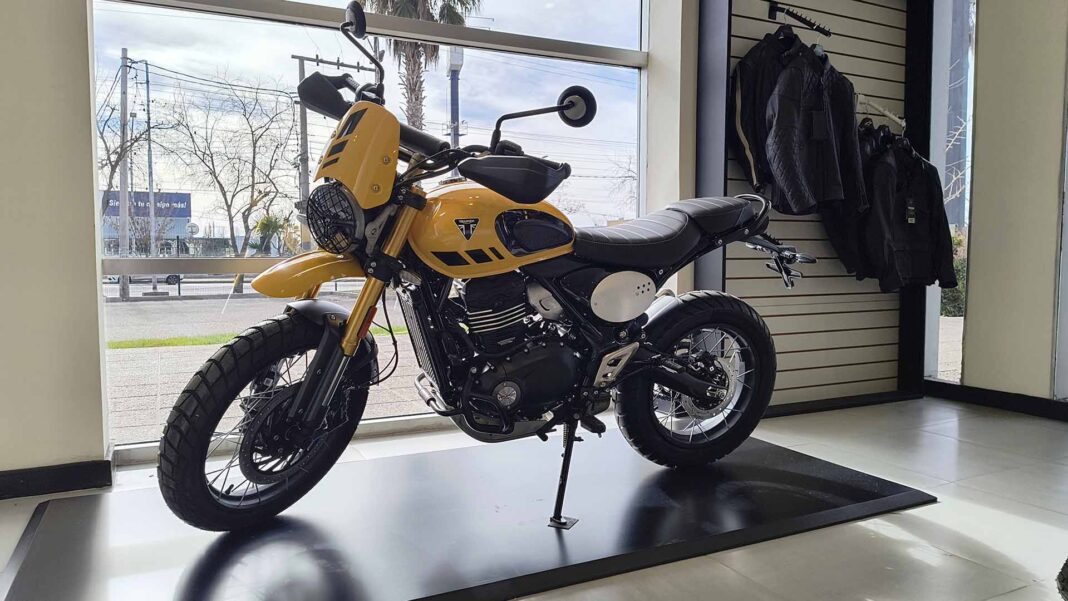 triumph-scrambler-400-xc-mendoza-meschini-001