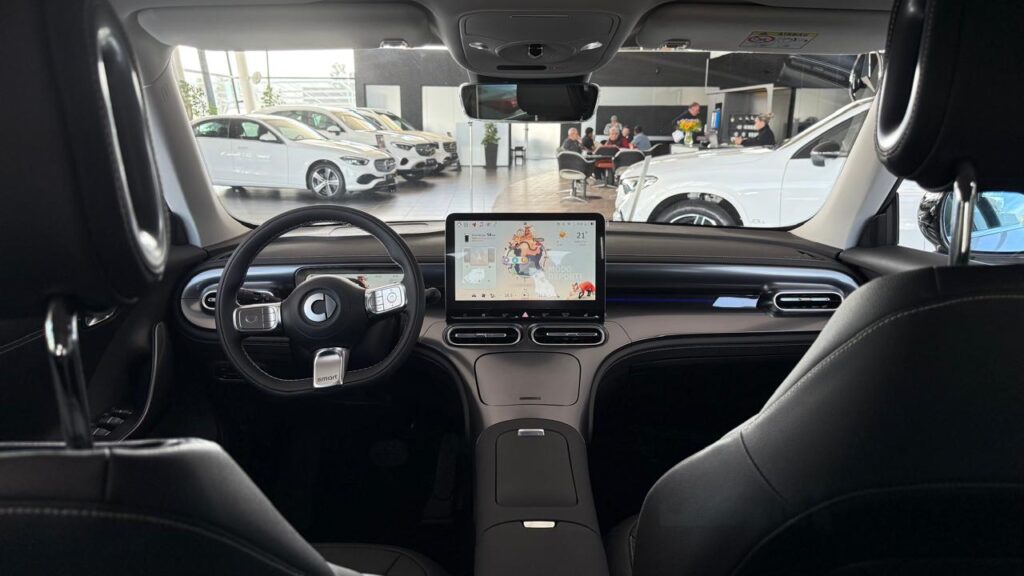 Los nuevos Smart eléctricos llegaron a Mendoza 2 Smart 1 interior