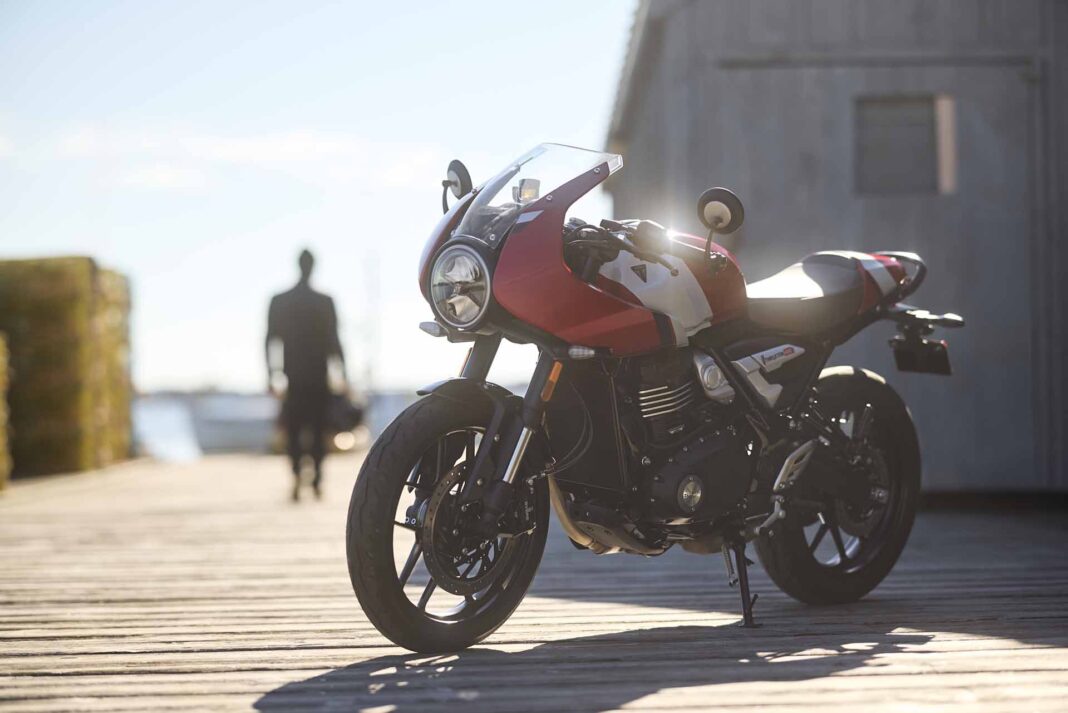 Triumph-Thruxton_400_000